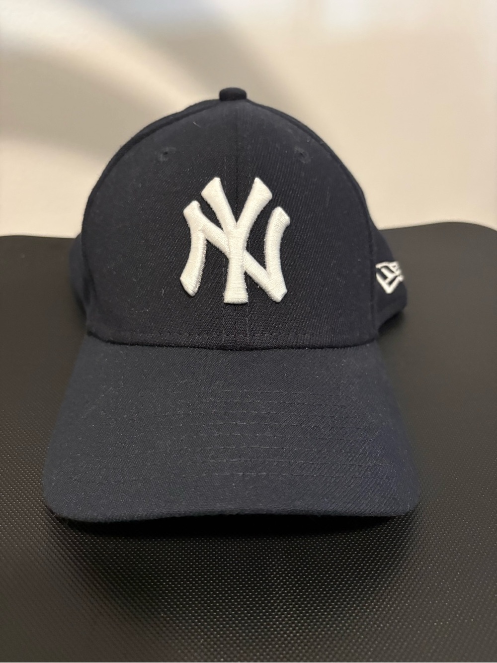 New York Yankees New Era Navy Fitted 39THIRTY Curved Brim Cap